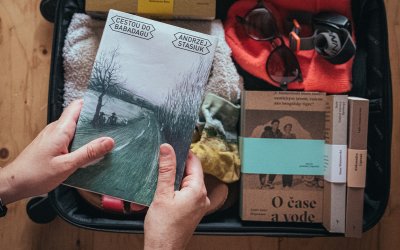 ​Cestovateľské dobrodružstvá s knihami i vďaka knihám